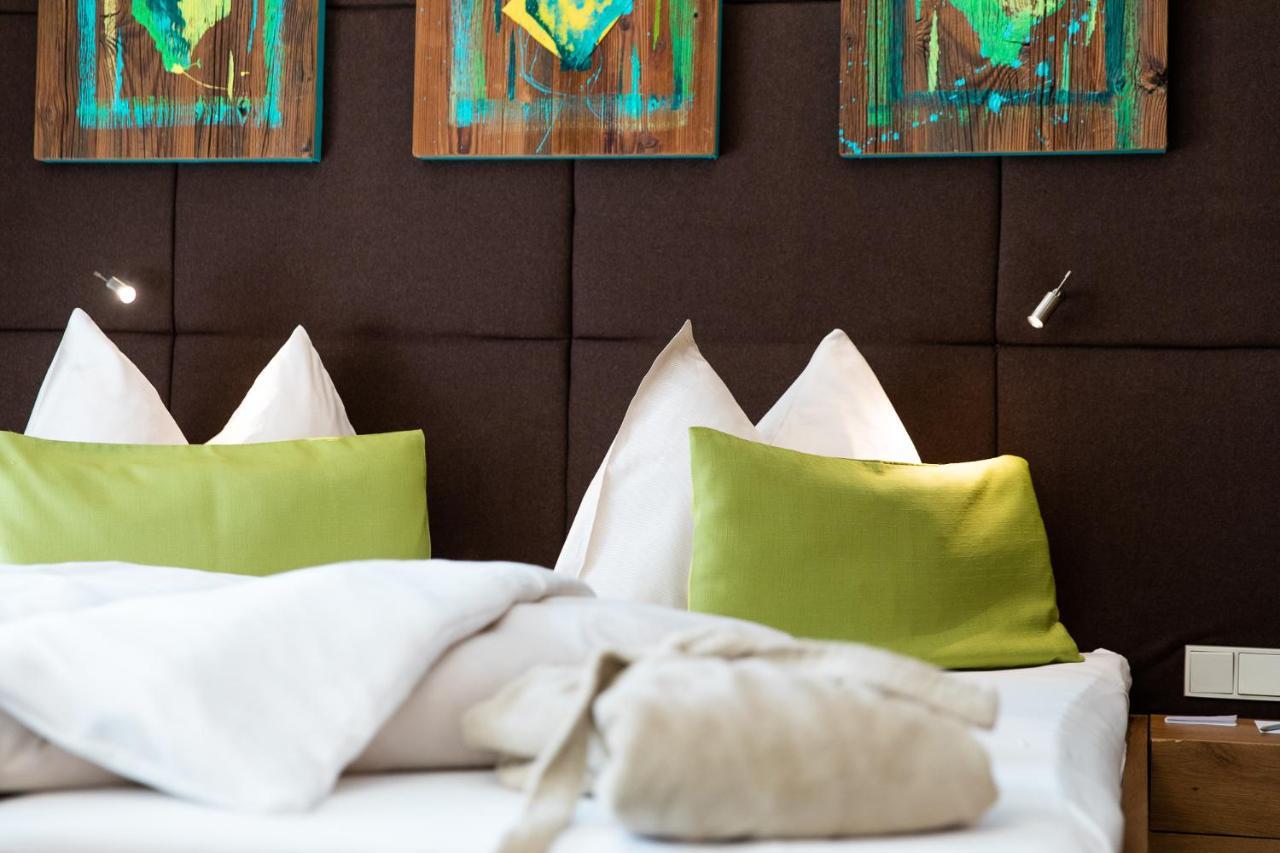 Hotel Salzburger Hof ลีโอกัง ภายนอก รูปภาพ