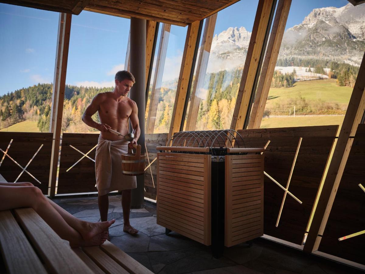 Hotel Salzburger Hof ลีโอกัง ภายนอก รูปภาพ