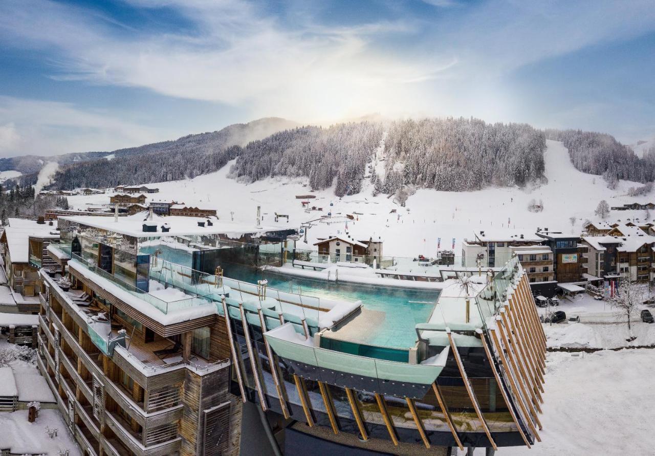 Hotel Salzburger Hof ลีโอกัง ภายนอก รูปภาพ