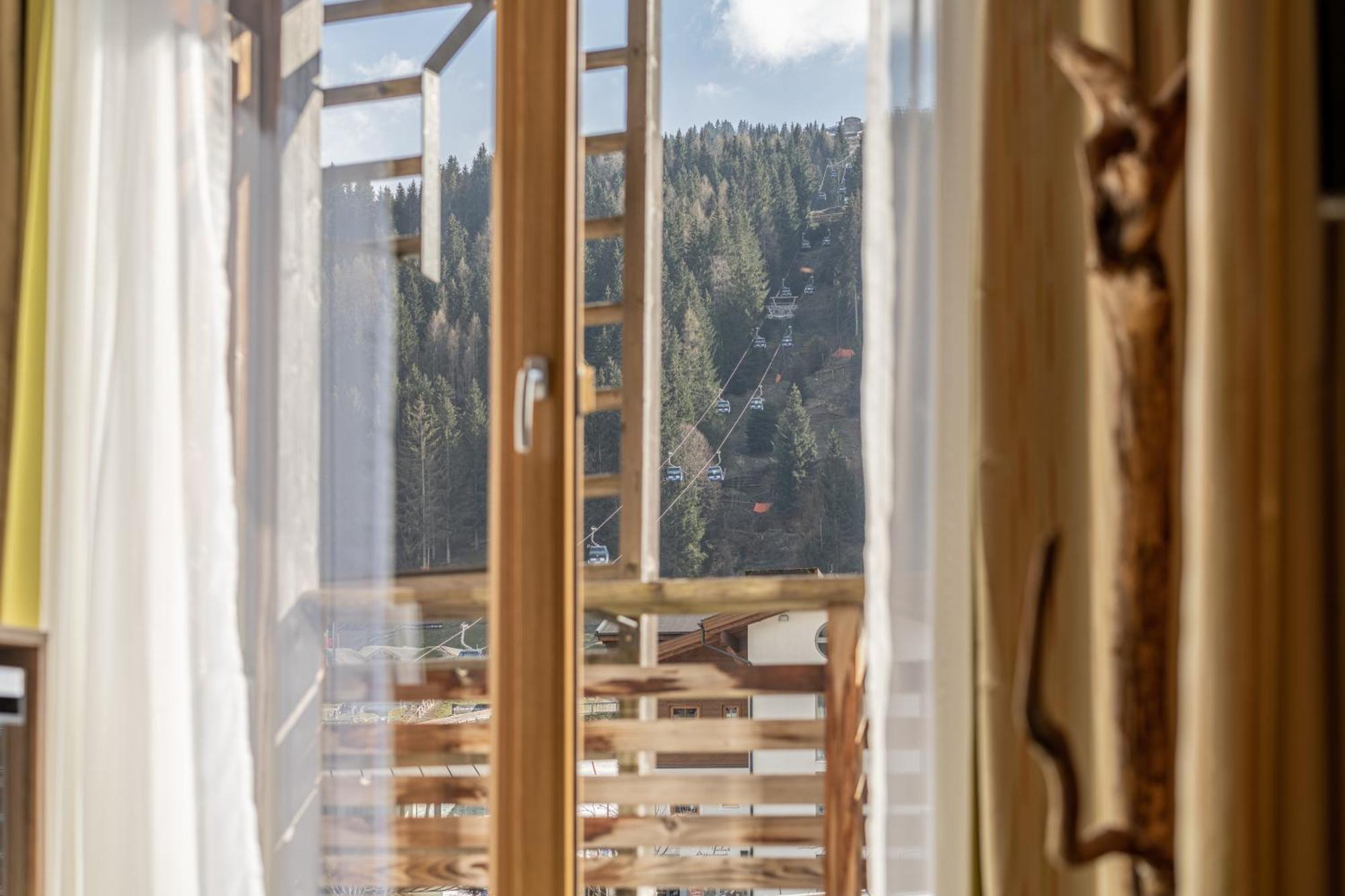 Hotel Salzburger Hof ลีโอกัง ภายนอก รูปภาพ
