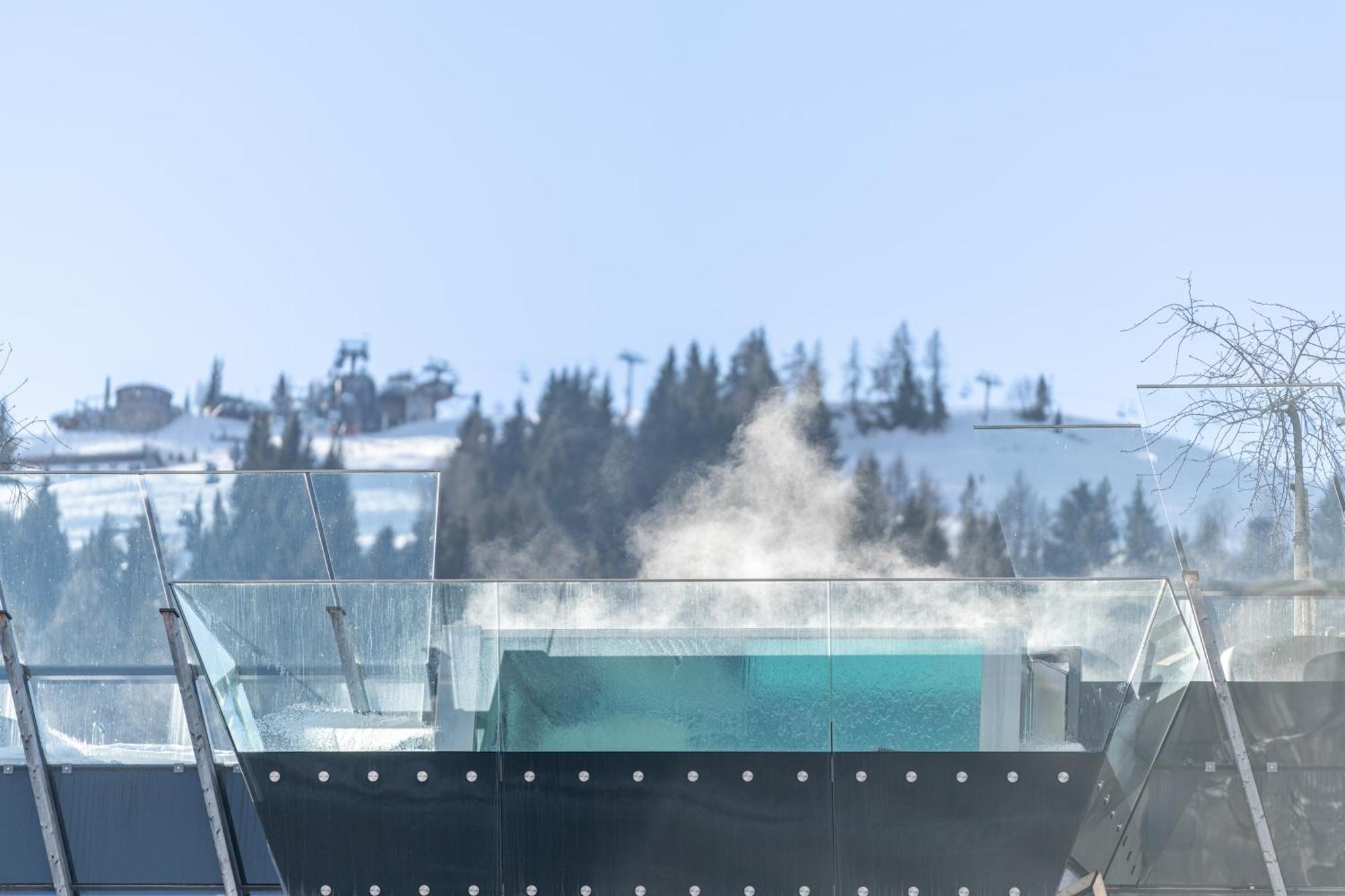 Hotel Salzburger Hof ลีโอกัง ภายนอก รูปภาพ