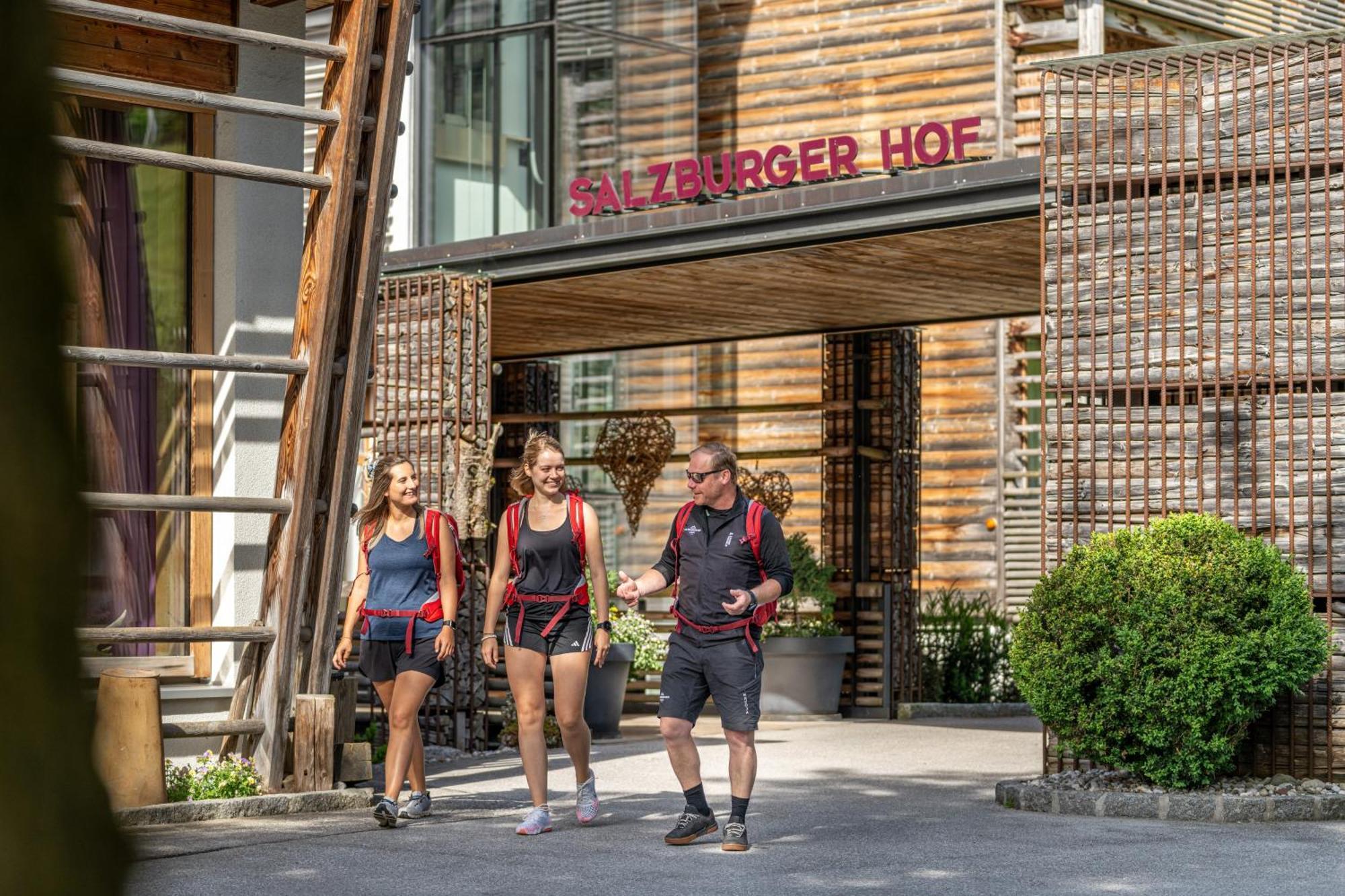 Hotel Salzburger Hof ลีโอกัง ภายนอก รูปภาพ