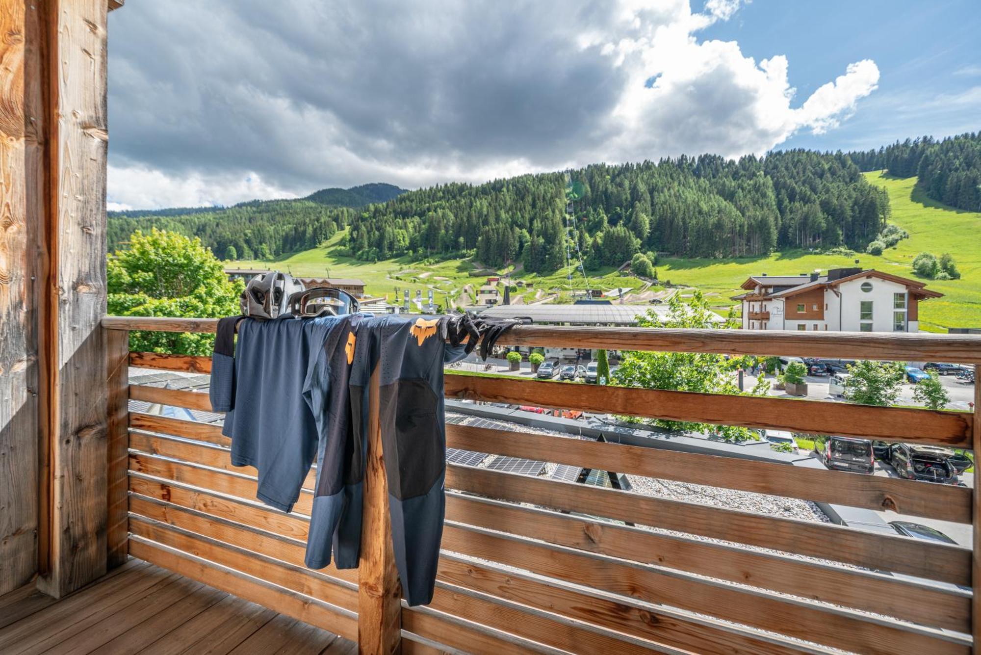 Hotel Salzburger Hof ลีโอกัง ภายนอก รูปภาพ